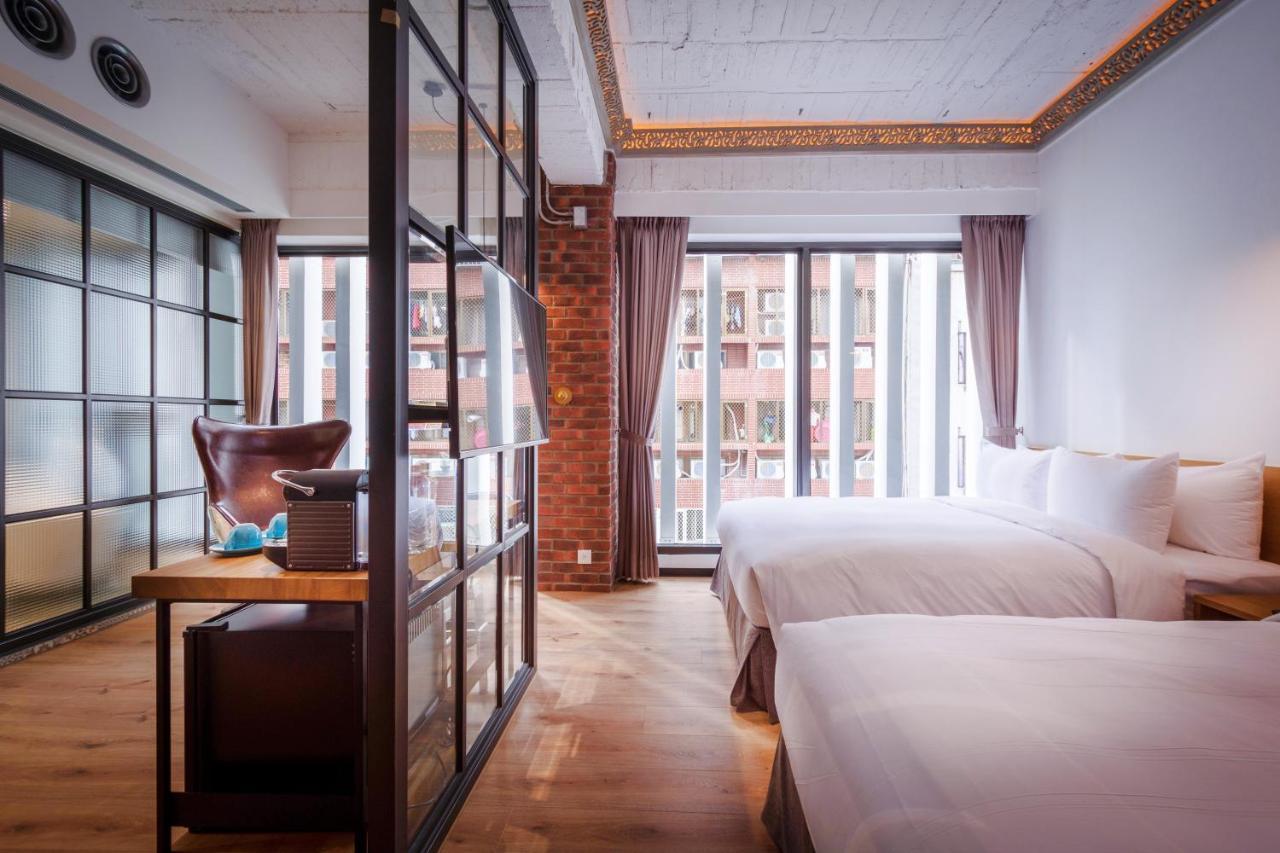 Bluesky Hotel Taichung Extérieur photo