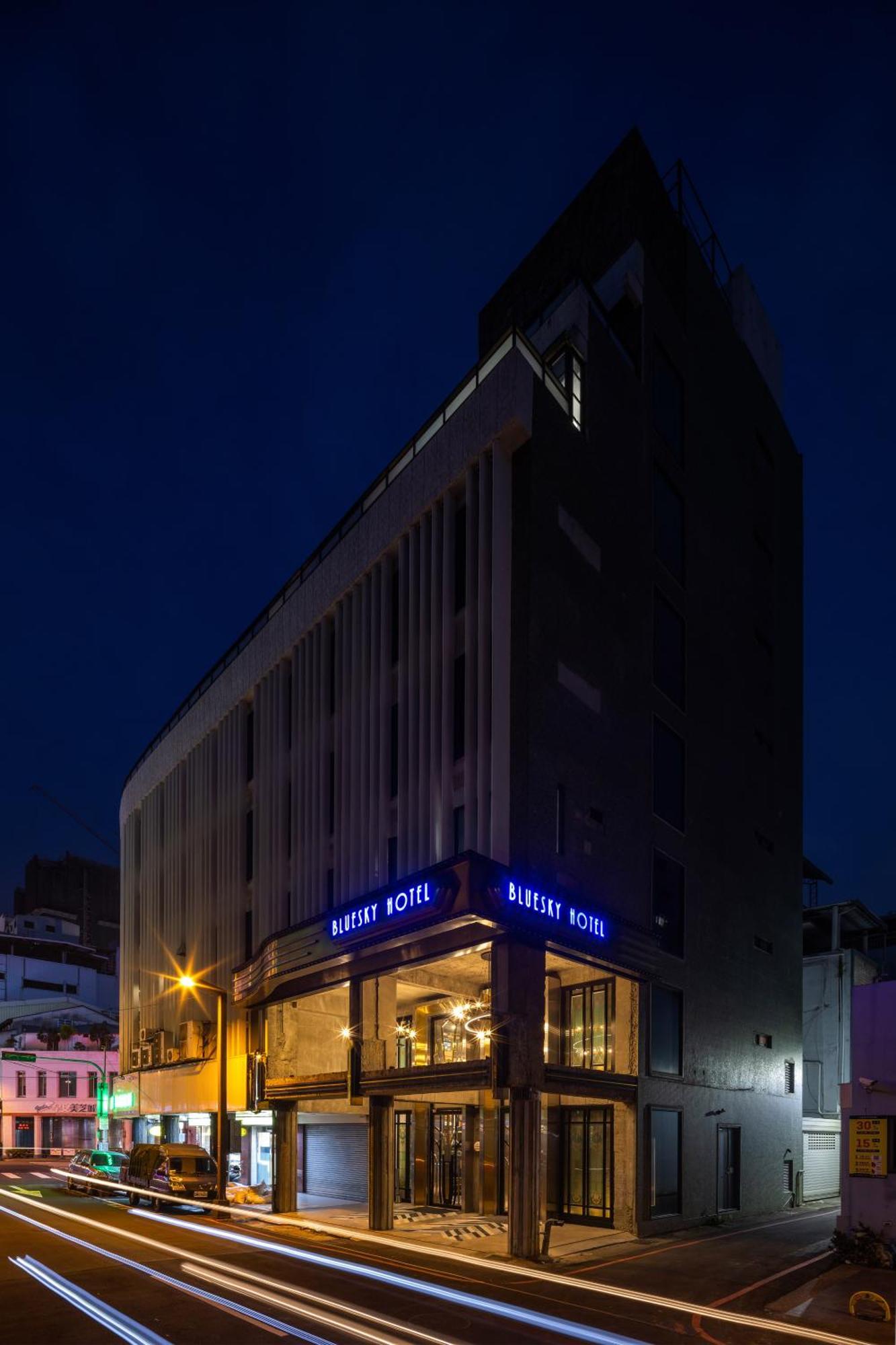 Bluesky Hotel Taichung Extérieur photo