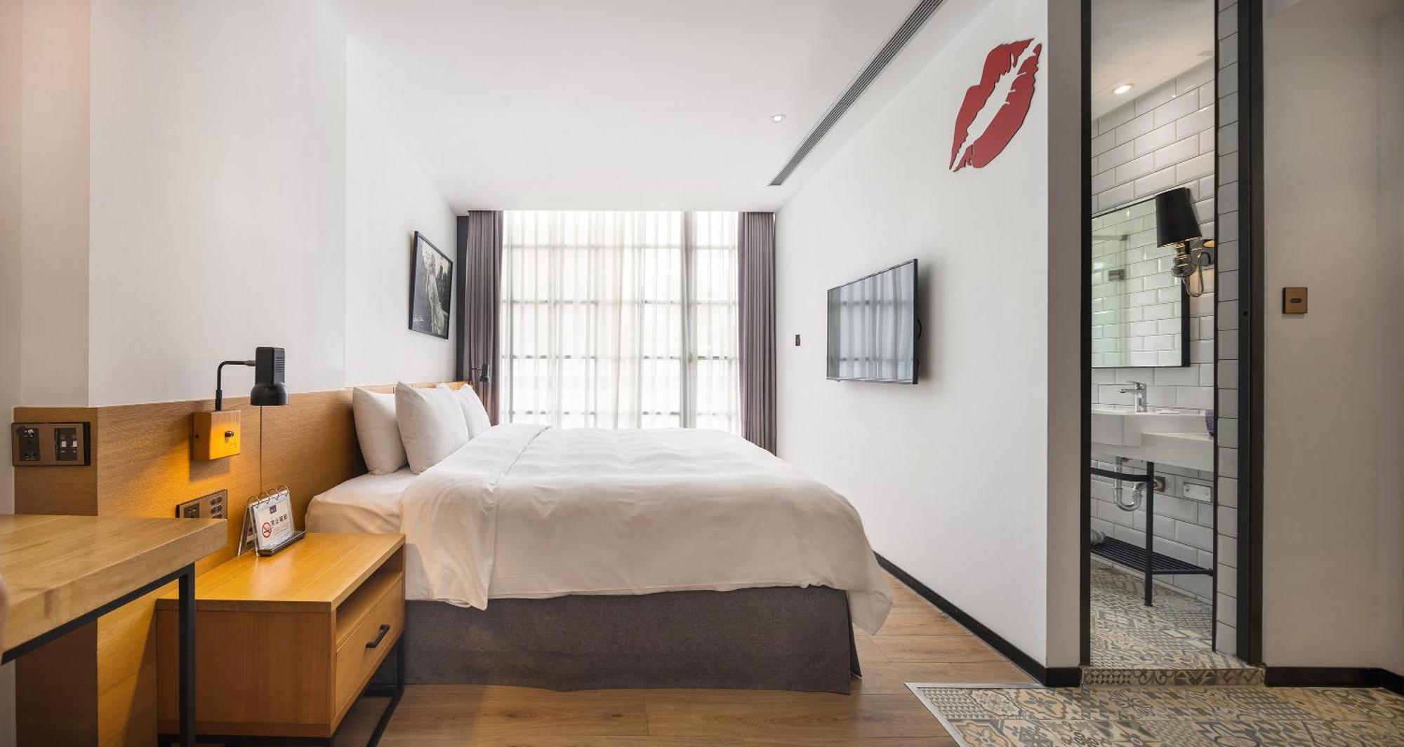 Bluesky Hotel Taichung Extérieur photo