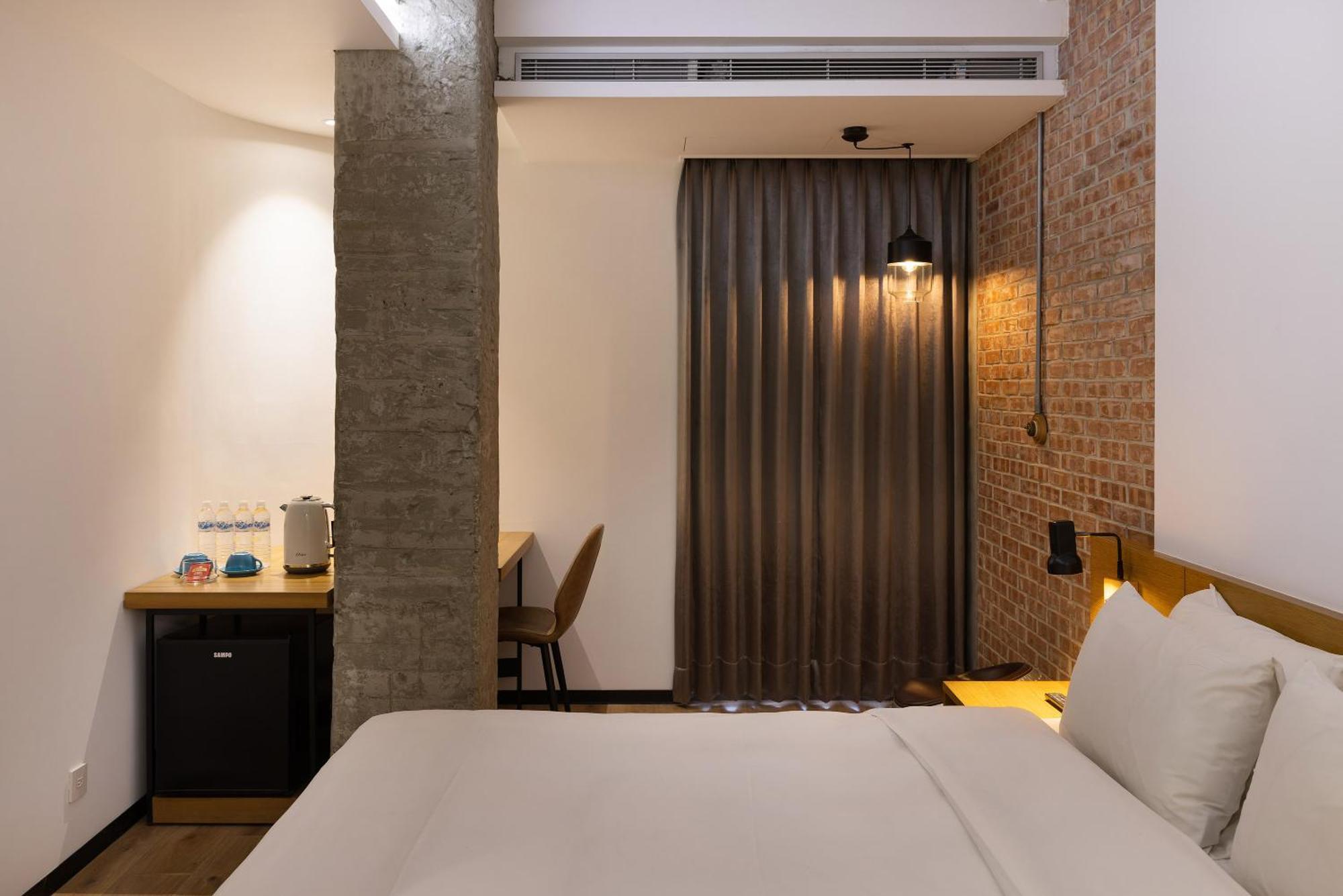 Bluesky Hotel Taichung Extérieur photo