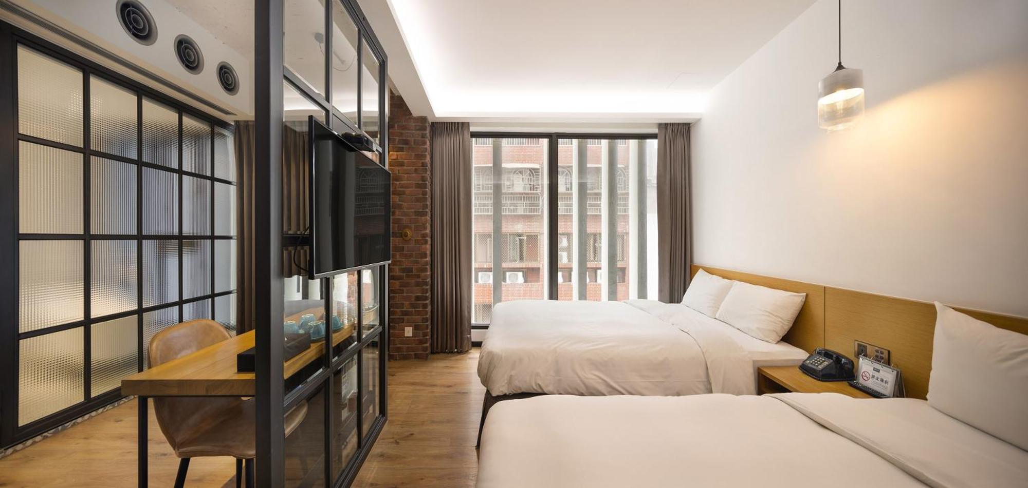 Bluesky Hotel Taichung Extérieur photo