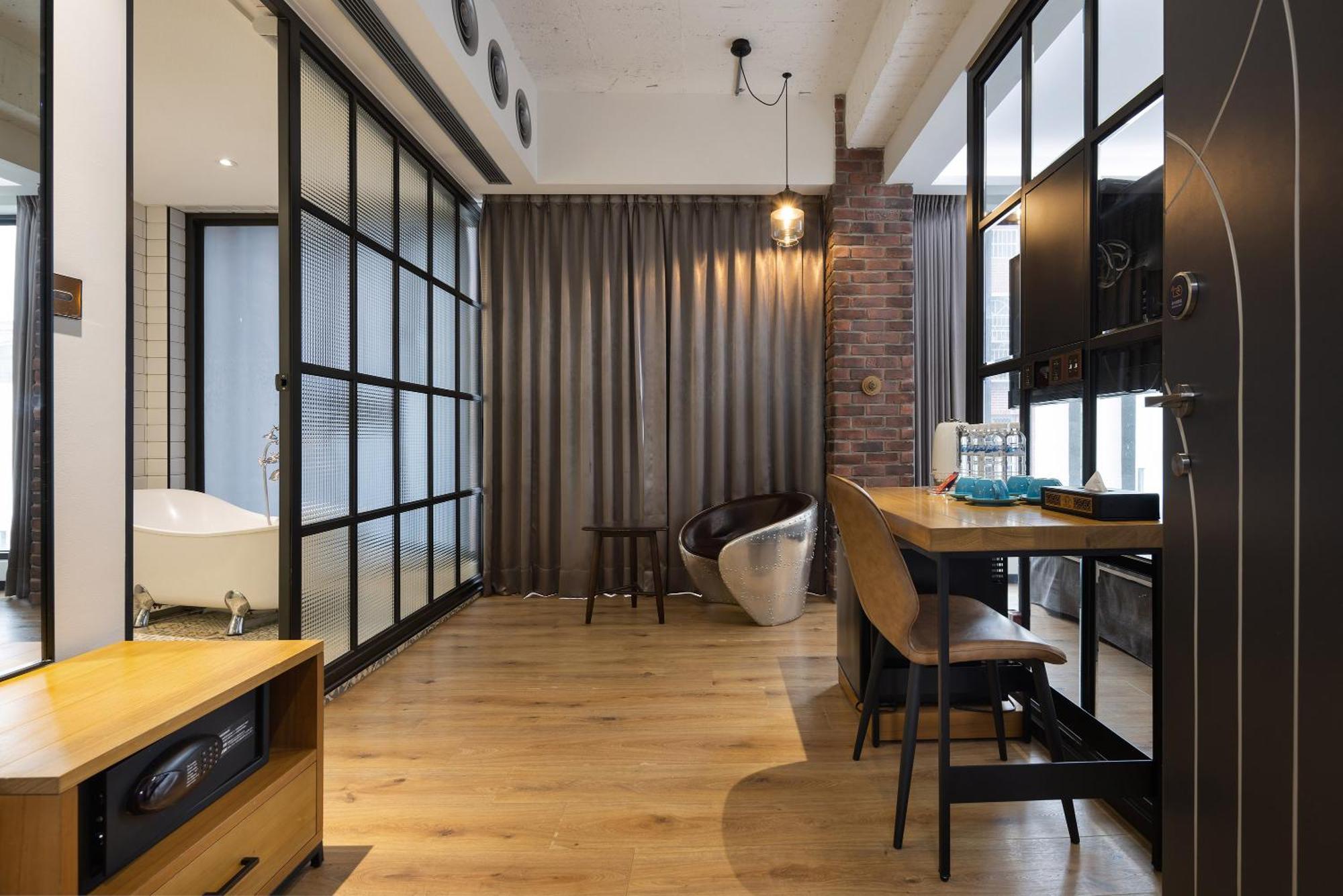 Bluesky Hotel Taichung Extérieur photo